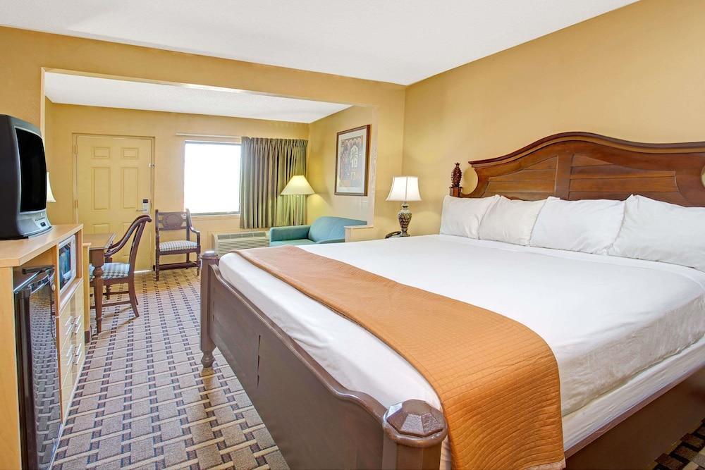 Travelodge Suites By Wyndham Kissimmee Orange Exteriör bild